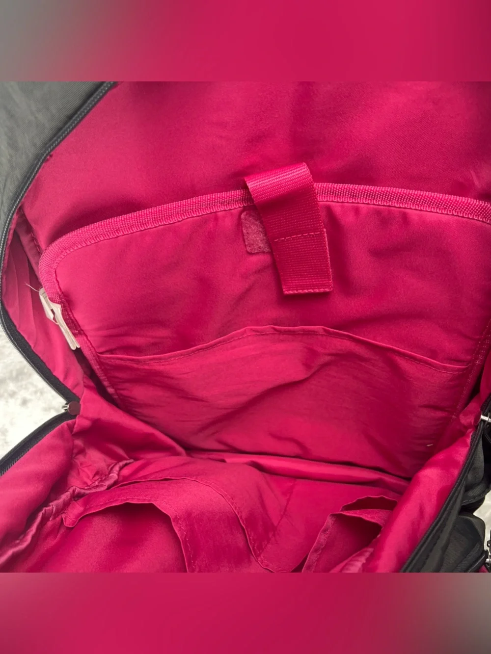 Baggallini Travel Backpack Gray Nylon Laptop Carry On Organizer Bag Pink Lining